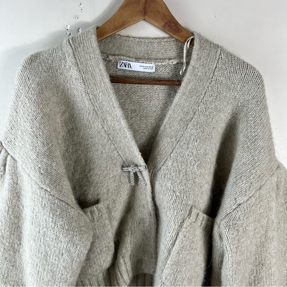 Zara Size M Light Green Puff Sleeve Slouchy Alpaca Blend Rhinestone Bow Cardigan - Picture 3 of 12